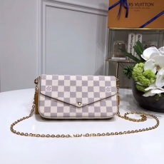 LV Purse